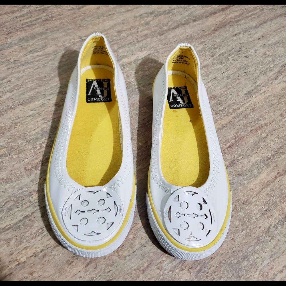 A J Valenci Comfort canvas slip on sneakers